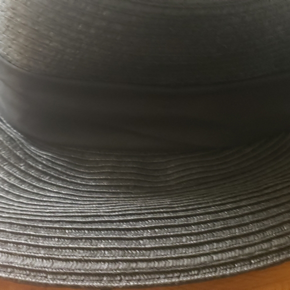 Woman Beach Sun Hat - Picture 6 of 7